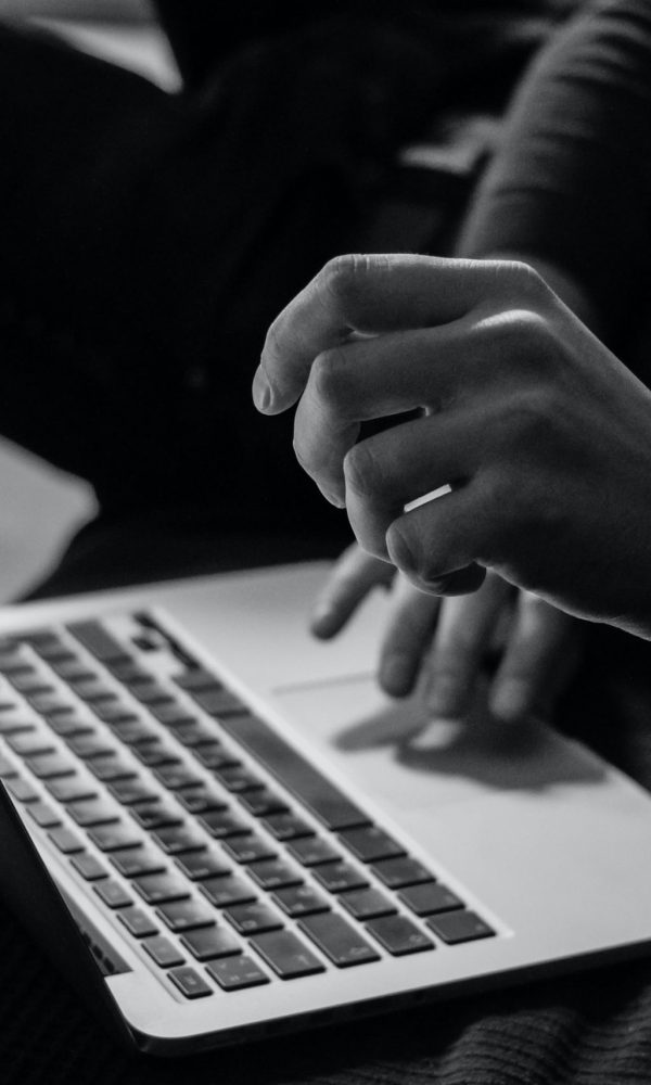 sergey-zolkin-_UeY8aTI6d0-unsplash